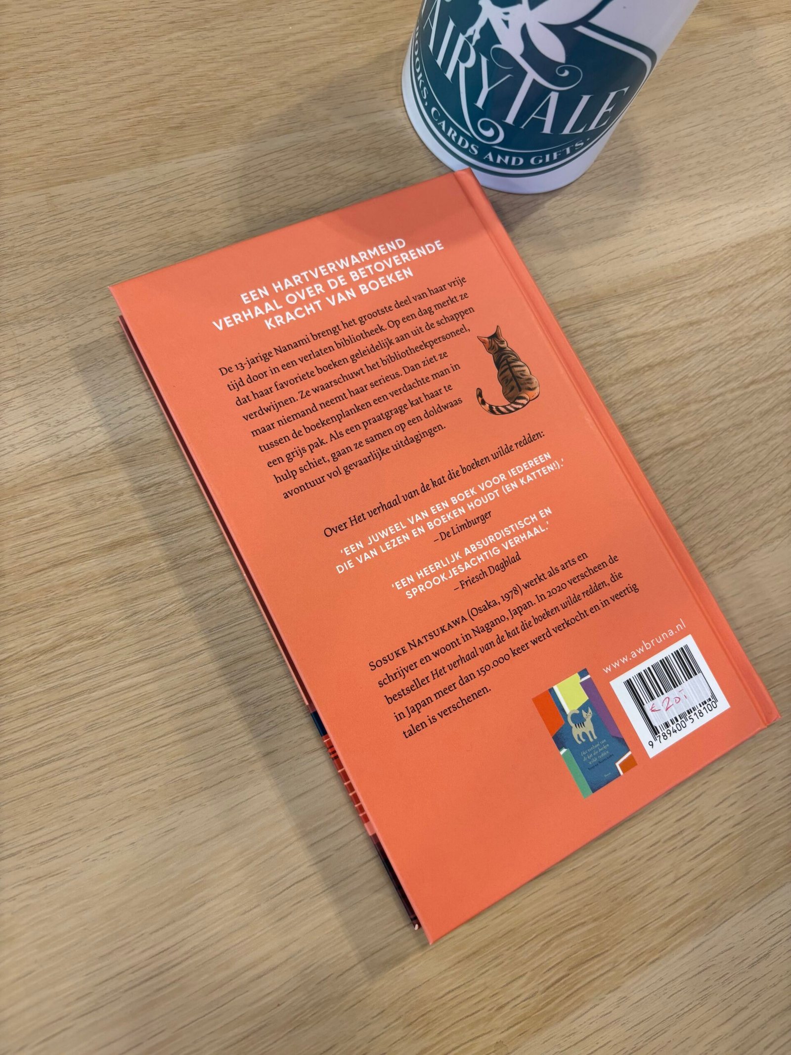De kat die een bibliotheek ging redden Sosuke Natsukawa bij FairyTale books cards and gifts De kat die een bibliotheek ging redden Sosuke Natsukawa bij FairyTale books cards and gifts