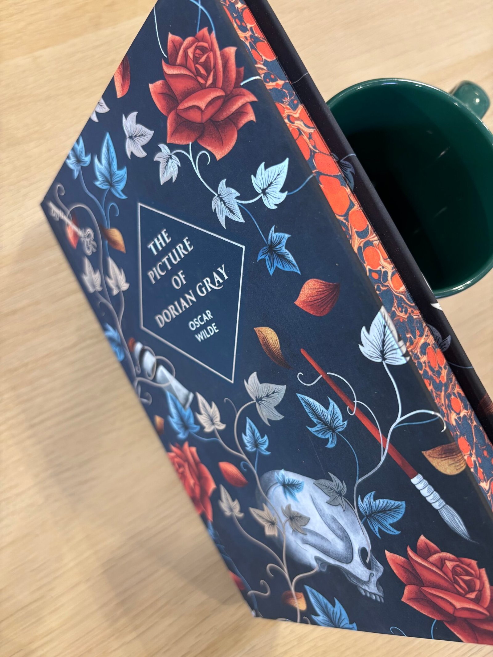 The picture of Dorian Gray sprayed edges