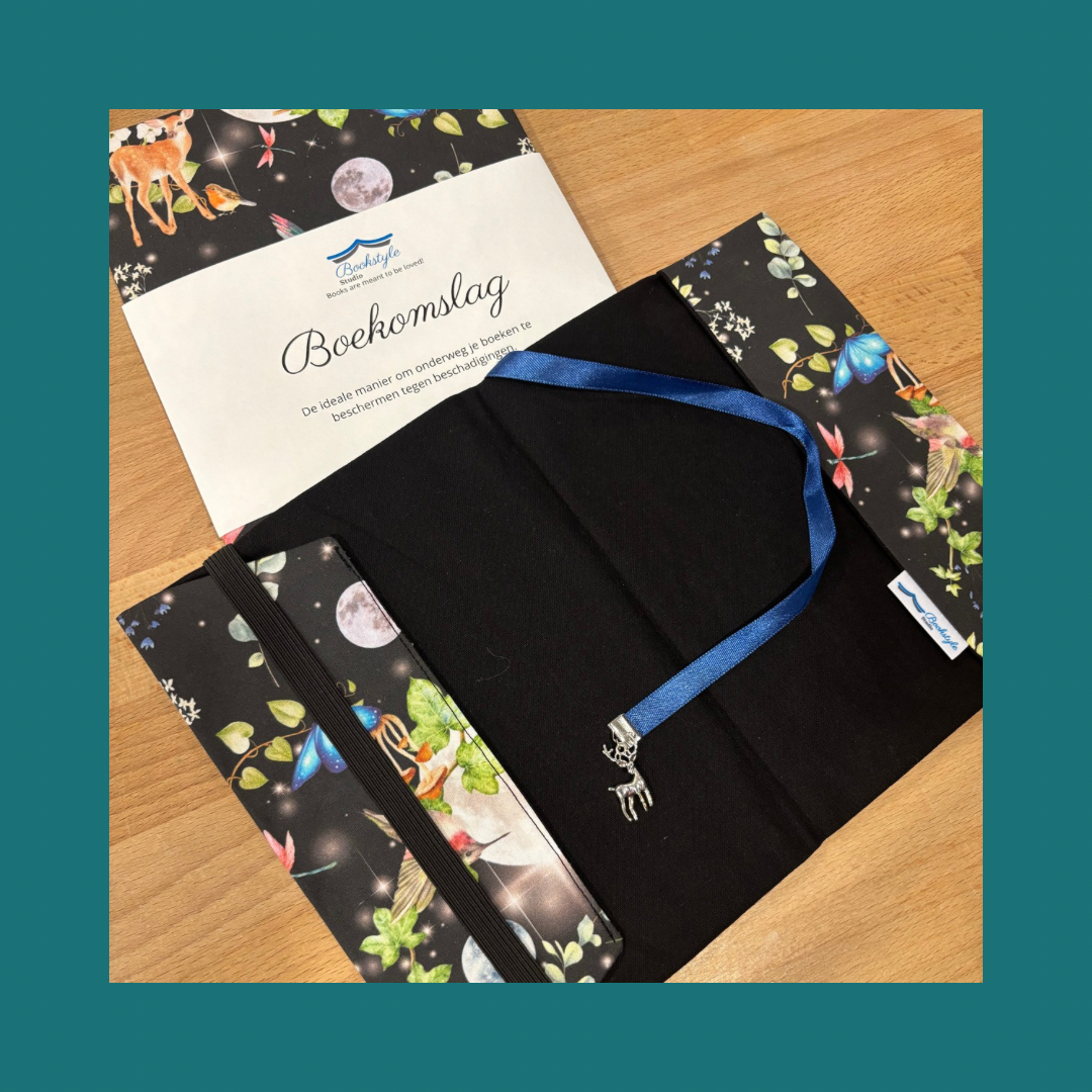 Small Boekomslag Forest Bookstyle Studio bij Fairytale books cards and gifts Small Boekomslag Forest Bookstyle Studio bij Fairytale books cards and gifts
