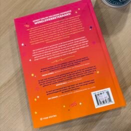 Rebelse Meisjes Jonge Wereldverbeteraars bij FairyTale books cards and gifts