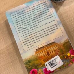 Queen Charlotte Julia Quinn HC bij FairyTale books cards and gifts