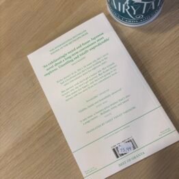 Convenience Store Woman Sayaka Murata bij FairyTale books cards and gifts