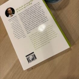 De Vrolijke Veganist Floris van den Berg FairyTale books cards and gift