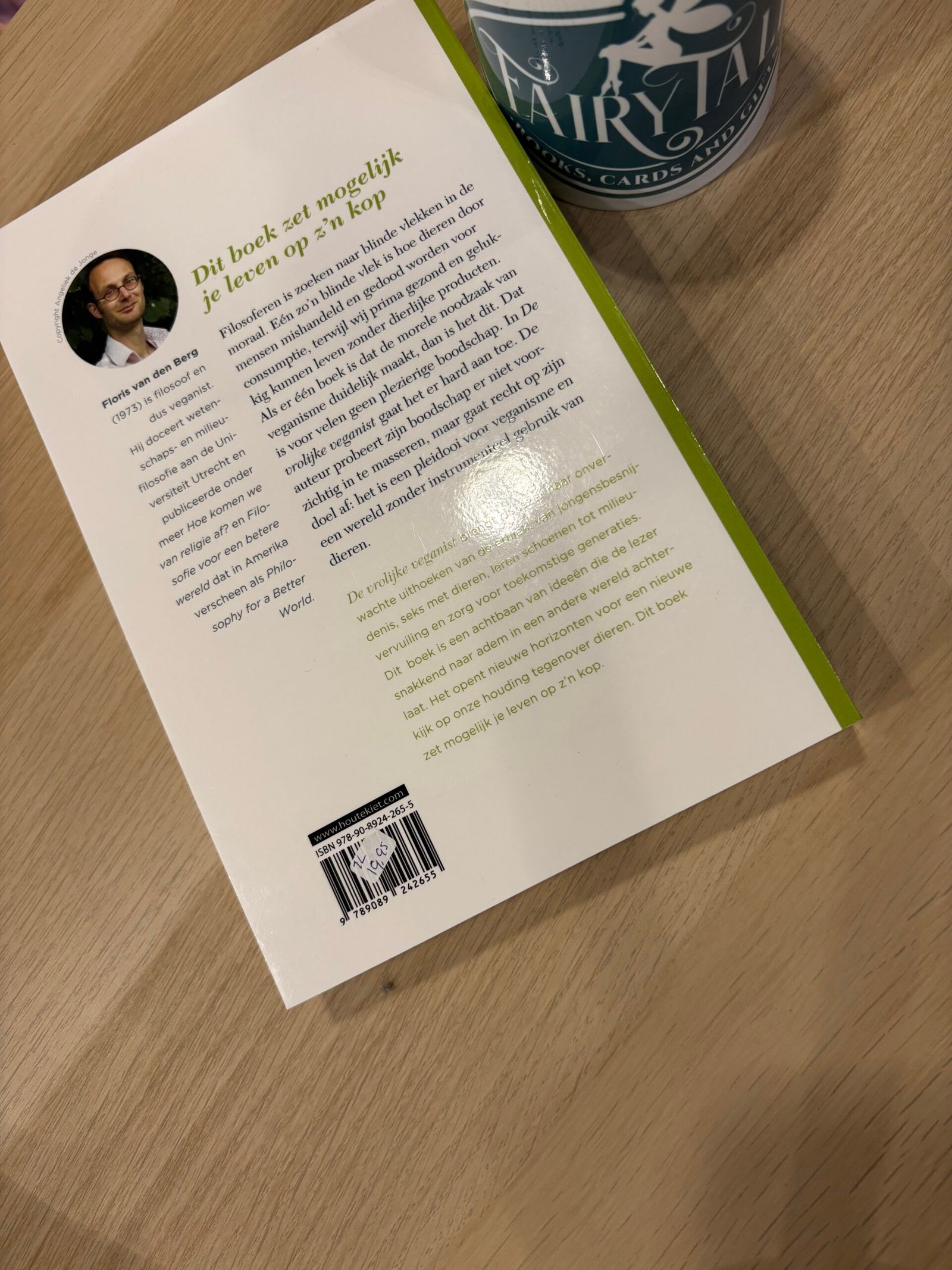 De Vrolijke Veganist Floris van den Berg FairyTale books cards and gift De Vrolijke Veganist Floris van den Berg FairyTale books cards and gift