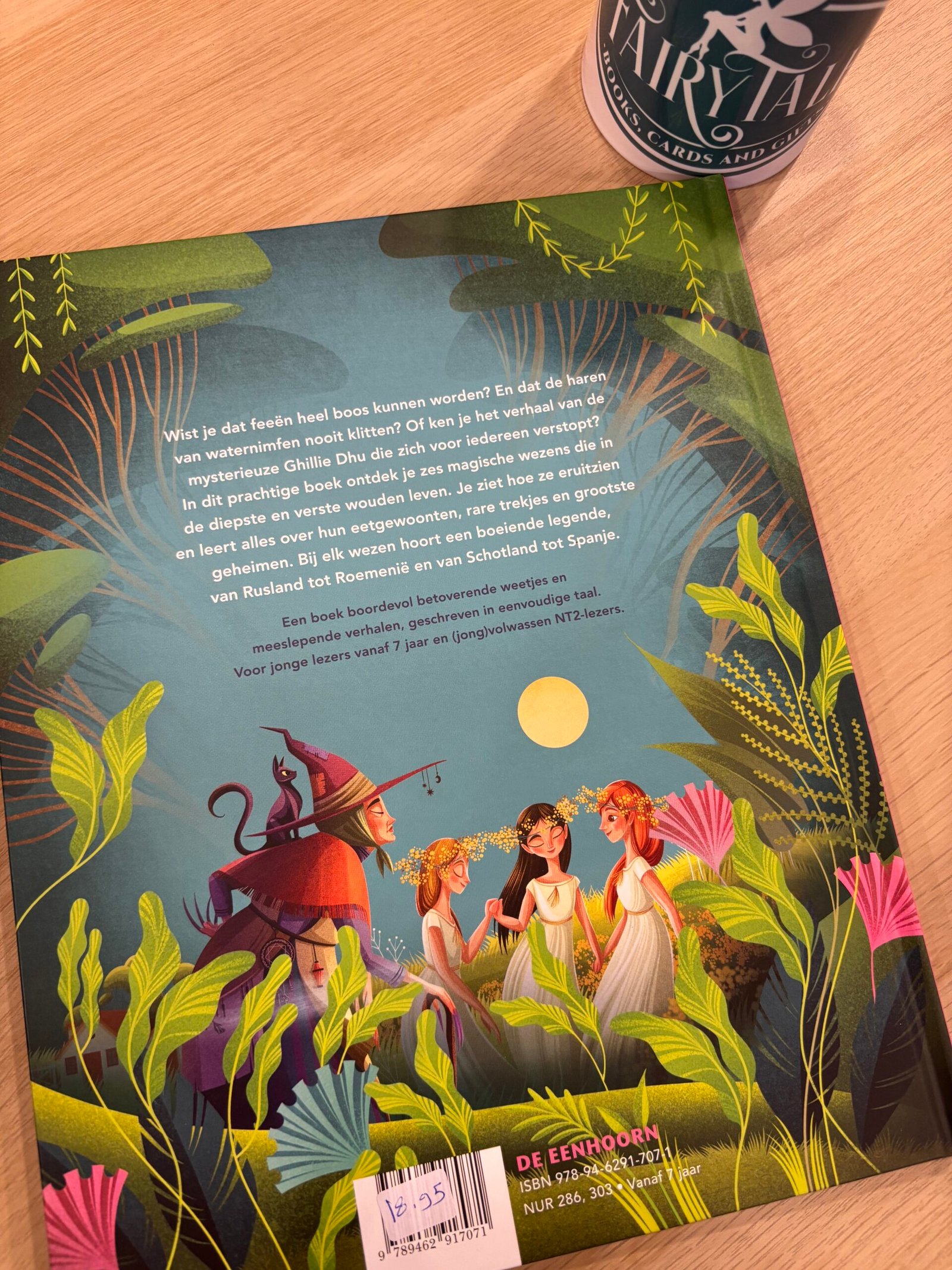 Woud Verhalen Elfen en Heksen - Tea Orsi Woud Verhalen Elfen en Heksen - Tea Orsi bij FairyTale books cards and gifts