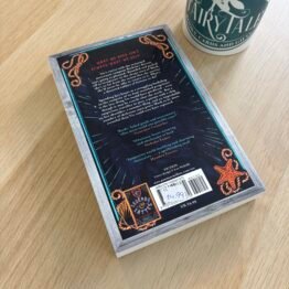 Bookshops Bonedust - Travis Baldree bij FairyTale books cards and gifts