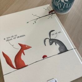 Druk Niet Op Die Roode Knop - Matilde Tacchini bij FairyTale books cards and gifts